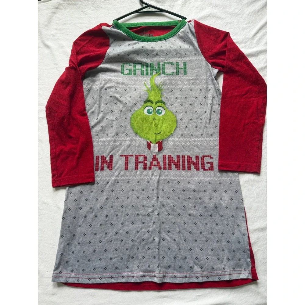 Dr Seuss The Grinch In Training Girls Nightgown Red Grey Christmas Size 8